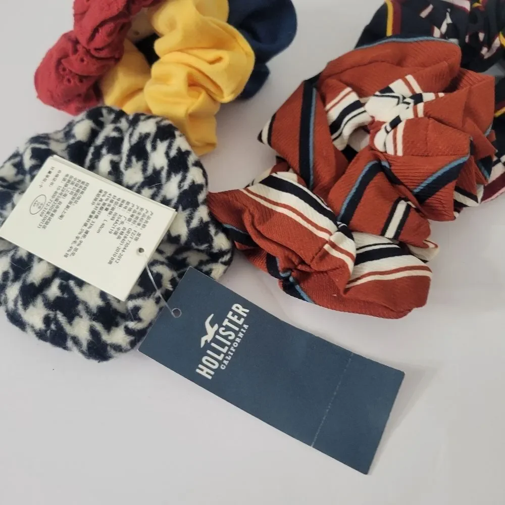 NWT bundle of hair scrunches
